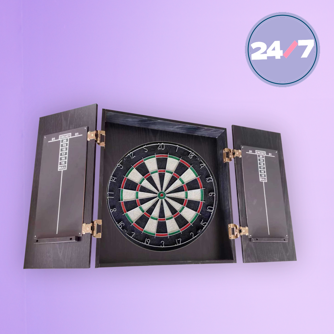 REACT DARTS-TAULU KAAPILLA. Nyt 79,90 euroa.