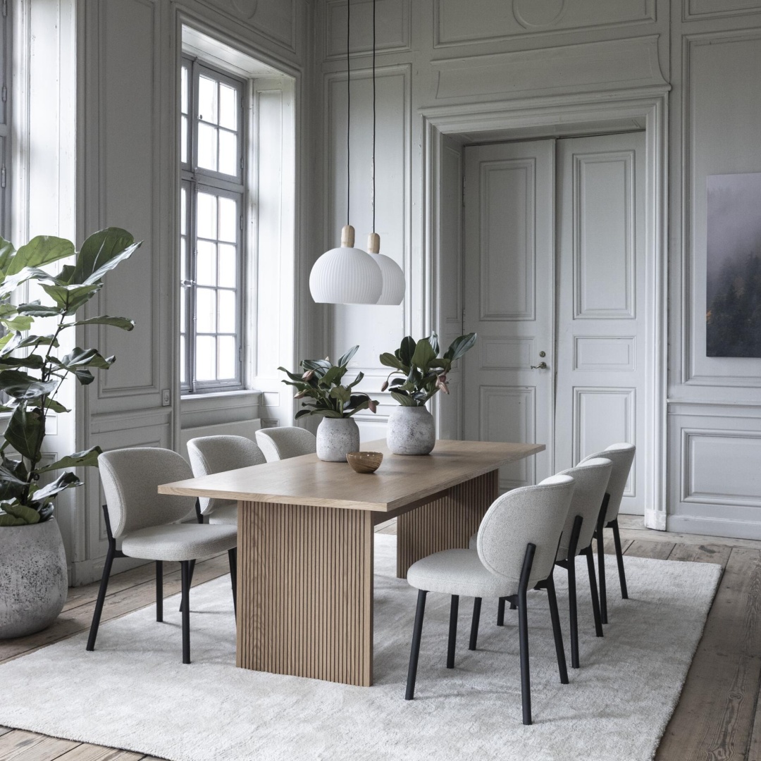 Landholm spisebord